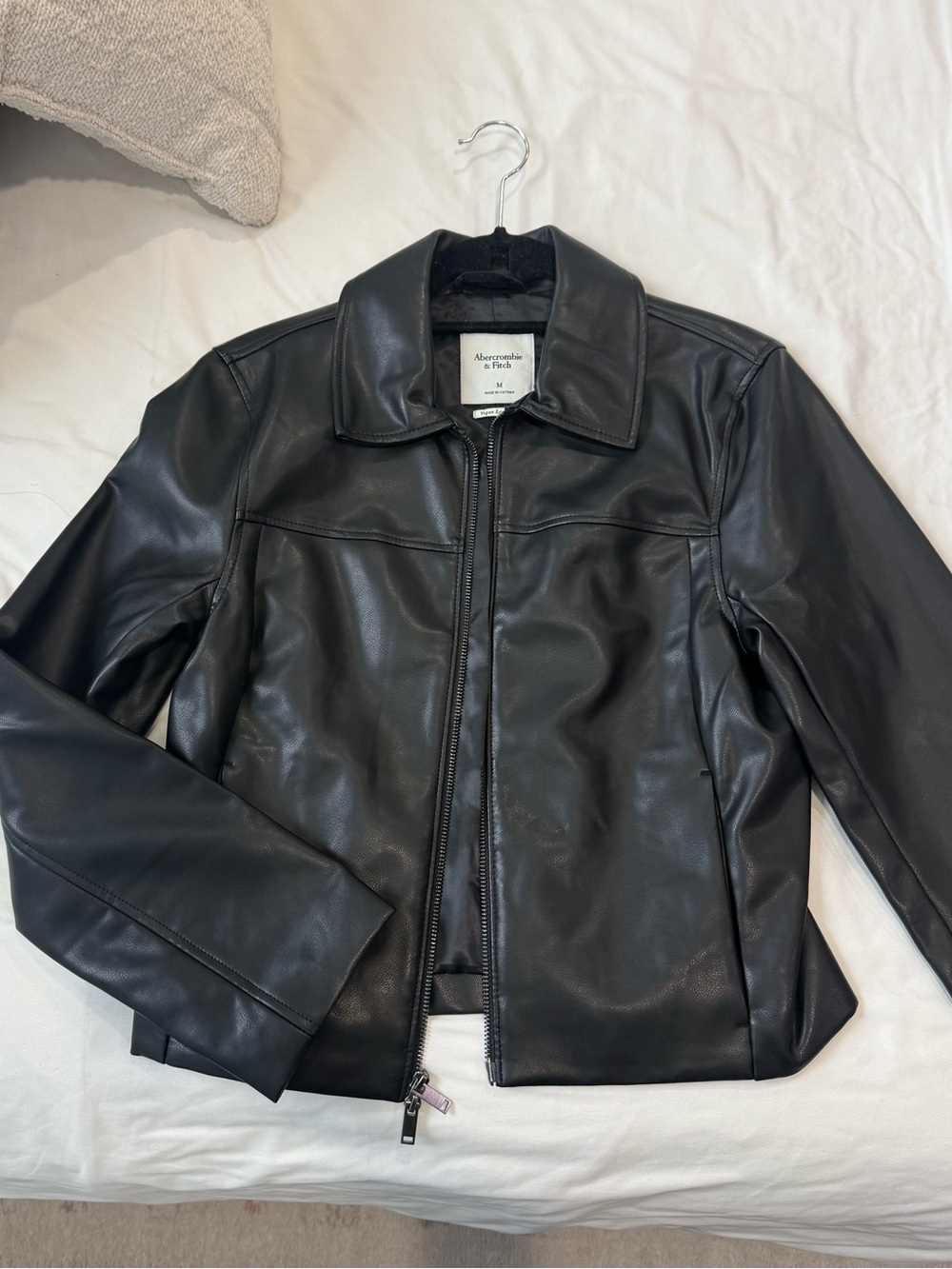 Abercrombie & Fitch Black Leather Bomber Jacket